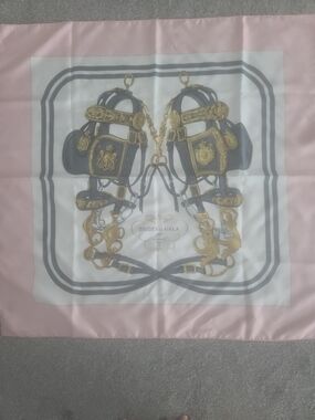 Silk Scarf Hermes- Pink and White Brides De GALA